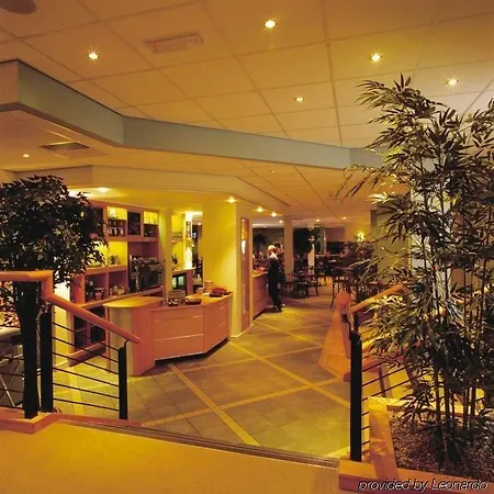 Hotel Redwood