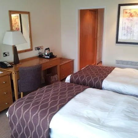 Redwood Hotel