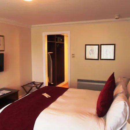 Hotel Redwood
