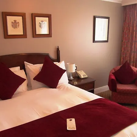 Hotel Redwood 4*