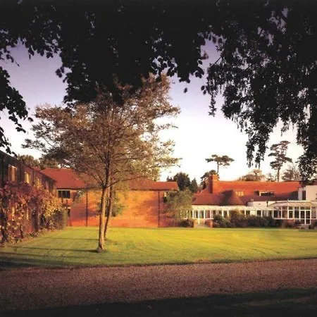 Hotel Redwood Long Ashton